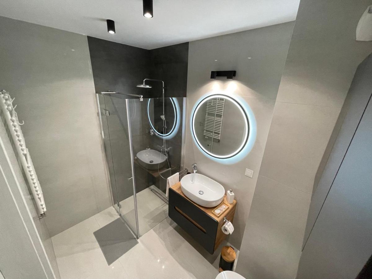 Newport Industrial Apartment Варшава Экстерьер фото