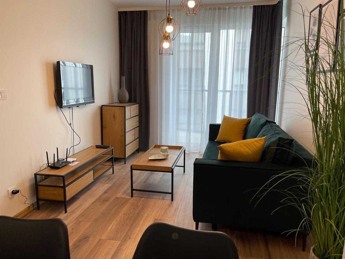 Newport Industrial Apartment Варшава Экстерьер фото